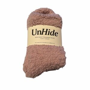 NWT UnHide Softie Socks 2 pairs